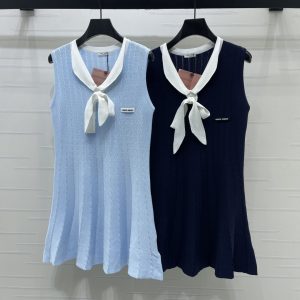 MiuMi繆繆针织背心裙