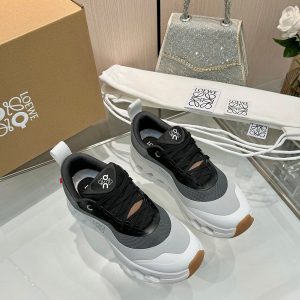 LOE*E羅意威On昂跑X loewe跑鞋(黑灰白底)