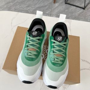 LOE*E罗意威On昂跑X loewe跑鞋(綠面白底)
