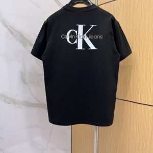 Calvin Kle*n凱文克萊經典LOGO圆领T恤(黑)