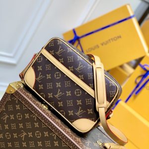 LV路易威登 Vintage中古相机斜挎包