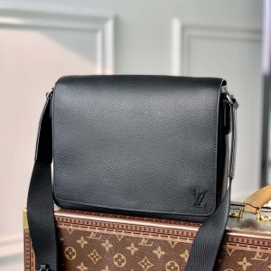 Louis Vuitton路易威登District小号邮差包