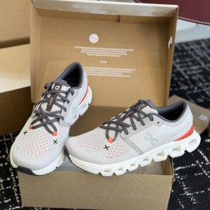 On昂跑Cloud X4舒适透气跑步鞋(灰橘)